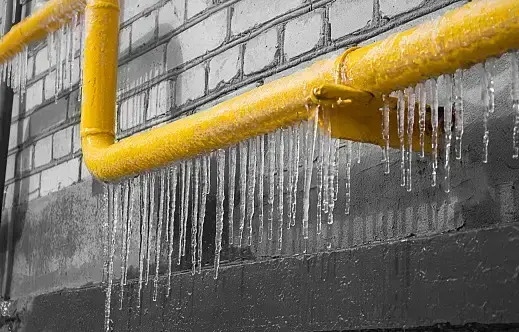 Defying the Freeze: How to Prevent and Thaw Frozen Pipes